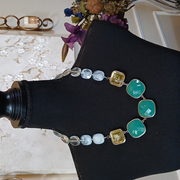 Chunky Multicolor Faceted Stament Necklace - Picture 15 of 17